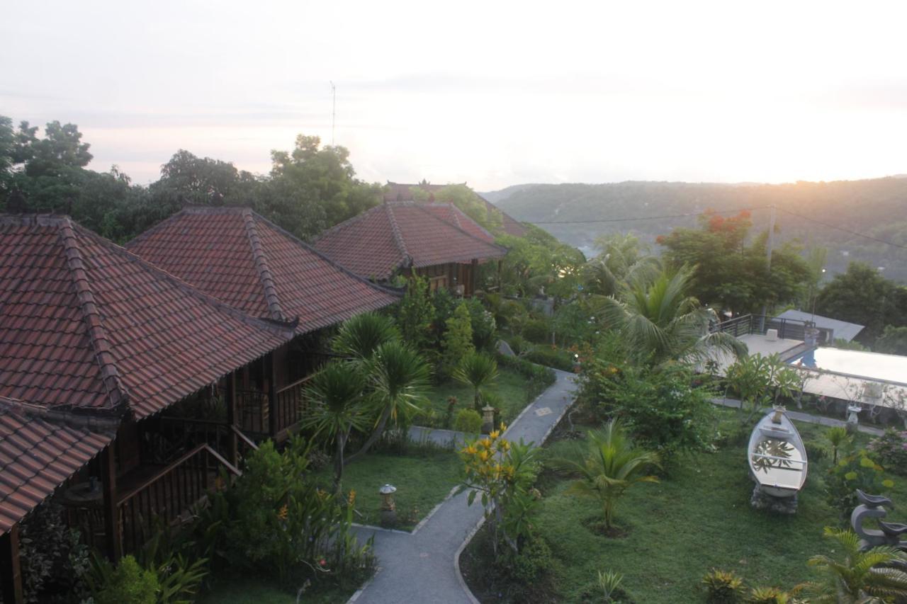 Dmas Huts Lembongan Hotel Eksteriør billede